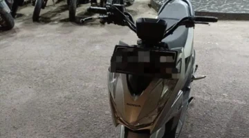 Barang bukti sepeda motor Honda Beat Street hasil curian yang diamankan polisi. (Posnews/Ist)