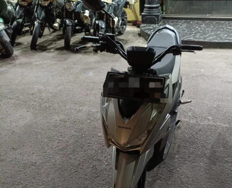 Barang bukti sepeda motor Honda Beat Street hasil curian yang diamankan polisi. (Posnews/Ist)