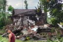 Rumah warga rusak parah akibat angin kencang disertai hujan di Kecamatan Sumbergempol, Tulungagung, Jawa Timur. (Posnews/Ist)