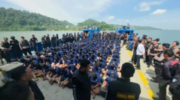 Suasana pemindahan warga binaan high risk ke Nusakambangan, Jakarta, 7 Februari 2026. (Posnews/Ist)