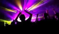 Ilustrasi, diskotik I Jakarta. Posnews/shutterstock)
