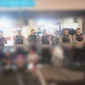 Tiga pemuda diamankan polisi karena membawa senjata tajam di Bekasi Jaya. (Posnews/Ihsan)