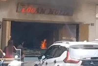 Toko Emas di Makassar Dibakar, Pelaku Sempat Negosiasi Harga. (Posnews/Ist)