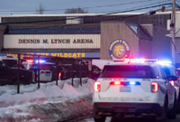 Prahara di tengah kompetisi. Sebuah insiden penembakan massal mengguncang Dennis M. Lynch Arena di Pawtucket, menewaskan seorang anak perempuan dan melukai beberapa lainnya dalam aksi yang diduga bermotif keluarga. Dok: Istimewa.