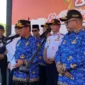 Gubernur DKI Jakarta Pramono Anung menyampaikan kebijakan WFH ASN di kawasan Monas Jakarta Pusat. (Posnews/Kominfo)