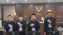 Hakim Bebaskan Direktur Lokataru Delpedro Marhaen Cs di Kasus Demo Ricuh 2025. (Posnews/Ist)