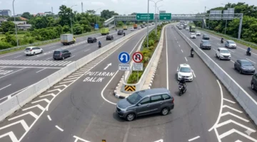 Jalur Pantura Bekasi Disterilkan, Polisi Tutup U-Turn Cegah Macet dan Kecelakaan. (Ppsnews/Ist)