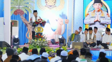 Kapolri Jenderal Listyo Sigit Prabowo saat memberikan sambutan dalam safari Ramadan di Polda Sumsel. (Posnews/Ist)