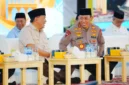 Kapolri Listyo Sigit Prabowo bersama Menteri Pertahanan Sjafrie Sjamsoeddin buka puasa bersama TNI-Polri di Lapangan Bhayangkara Jakarta Selatan sambil menekankan pentingnya sinergi menjaga NKRI. (Posnews/Ist)