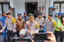 Kapolri Jenderal Pol Listyo Sigit Prabowo meninjau kesiapan arus balik Lebaran 2026 di kawasan wisata Bali sambil mengingatkan potensi cuaca ekstrem. (Posnews/Ist)