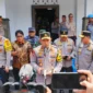 Kapolri Jenderal Pol Listyo Sigit Prabowo meninjau kesiapan arus balik Lebaran 2026 di kawasan wisata Bali sambil mengingatkan potensi cuaca ekstrem. (Posnews/Ist)