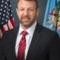 Konfrontasi di Capitol Hill. Calon Kepala Keamanan Dalam Negeri (DHS) Markwayne Mullin menjauhkan diri dari kebijakan pendahulunya yang kontroversial sambil menghadapi cecaran tajam dari Senator Rand Paul. Dok: Istimewa.