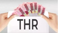 Ilustrasi, uang Tunjangan Hari Raya (THR). (Posnews/Pinterest)