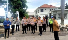 Polda Jabar Razia Truk Sumbu Tiga di Sumedang, 85 Kendaraan Melanggar Terjaring