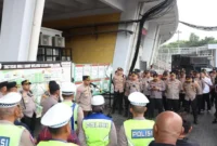 Pengamanan ketat 1700 personel di Stadion Utama Gelora Bung Karno saat final Indonesia vs Bulgaria FIFA Series 2026 dengan ribuan suporter memadati stadion. (Posnews/Ist)