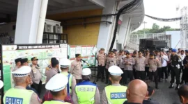 Pengamanan ketat 1700 personel di Stadion Utama Gelora Bung Karno saat final Indonesia vs Bulgaria FIFA Series 2026 dengan ribuan suporter memadati stadion. (Posnews/Ist)