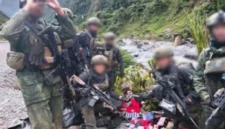 Personel Koops TNI Papua melakukan pengamanan usai baku tembak dengan KKB di kawasan Tembagapura Kabupaten Mimika. (Posnews/Ist)