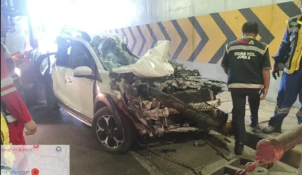 Kecelakaan Beruntun 7 Kendaraan di Tol JORR KM 30 Jaksel, Truk Fuso Rem Blong Picu Tabrakan