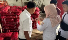 Polisi Gerebek Gudang Bawang Bombai Impor Ilegal di Malang, 700 Karung Disita