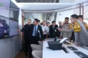 Wakapolda Metro Jaya meninjau Pos Pelayanan Bandara Soekarno-Hatta dan layanan pindah terminal gratis saat mudik Lebaran 2026. (Posnews/Ist)