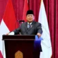 Prabowo Subianto memberikan arahan kepada para menteri saat sidang kabinet di Istana Negara, Jakarta. (Posnews/Biro Pers)