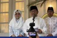 Gubernur Pramono Anung menyampaikan prediksi lonjakan pendatang ke Jakarta usai Lebaran 2026 di Balai Kota DKI Jakarta. (Posnews/Kominfo)