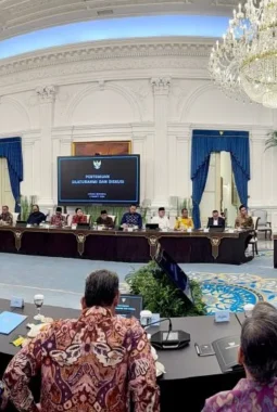 Prabowo Gelar Pertemuan 4 Jam di Istana, Bedah Eskalasi Konflik Iran dan Dampaknya