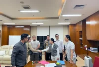 Proses mediasi kasus yang melibatkan N.O dan Z.K di Kantor Bareskrim Polri Jakarta. (Posnews/Ist)