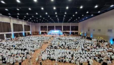 Ribuan anak yatim dan dhuafa mengikuti acara santunan Ramadan 1447H bertajuk REMEMBER di Ecovention Hall Ancol Jakarta Utara. (Posnews/MR)