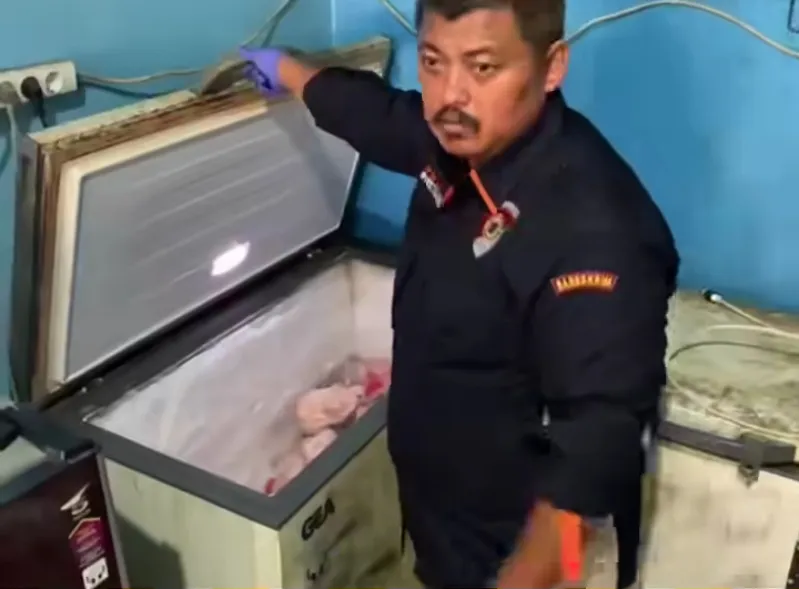 Satpam Dibunuh dan Dimutilasi, Jasad Disimpan di Freezer Bekasi. (Posnews/Ist)