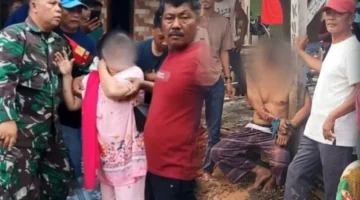 Seorang pria diikat di pos ronda dan dikerumuni warga setelah diduga terlibat kasus perselingkuhan di Karawang. (Posnews/Ist)