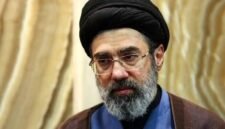 Konfrontasi tanpa akhir. Pemimpin Tertinggi baru Iran Mojtaba Khamenei menegaskan Selat Hormuz tetap tertutup, sementara Benjamin Netanyahu mengeluarkan ancaman pembunuhan secara terbuka. Dok: Istimewa.
