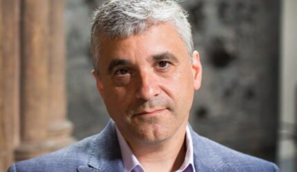 Memahami Gejala Regresi Politik di Berbagai Belahan Dunia