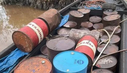 Polda Riau Bongkar Mafia Solar Subsidi, Lebih 10.000 Liter Disita dari Darat dan Laut