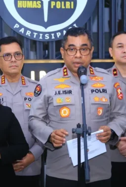 Bareskrim Bongkar Sindikat Phishing Internasional, Raup Rp25 Miliar dari Jual Tools Hacker