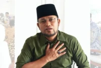 Gubernur Kalimantan Timur, Rudy Mas'ud menyampaikan klarifikasi dan permintaan maaf terkait polemik renovasi rumah dinas. (Posnews/Instagram)