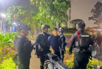 Brimob Gagalkan Tawuran di Cikarang Bekasi, 2 Remaja Ditangkap. (Posnews/Ist)