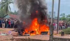 Amuk Warga Rokan Hilir, Rumah Terduga Bandar Narkoba Dibakar – Tuntut Polisi Tegas