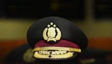 Oknum polisi diduga melakukan pungli di acara warga di Grobogan. (Posnews/Ist)