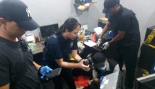 Polisi Bareskrim menggerebek klub malam di Bali dan menangkap tersangka narkoba serta menyita ekstasi dan sabu. (Posnews/Ist)