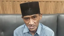 Polisi mengamankan perakit senjata ilegal Ki Bedil di Jawa Barat. (Posnews/Ist)