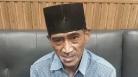 Polisi mengamankan perakit senjata ilegal Ki Bedil di Jawa Barat. (Posnews/Ist)