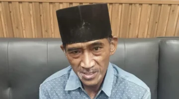 Polisi mengamankan perakit senjata ilegal Ki Bedil di Jawa Barat. (Posnews/Ist)