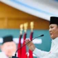 Presiden Prabowo Subianto memberikan arahan kepada jajaran kabinet di Istana Negara terkait kondisi global. (Posnews/Biro Pers Istana)