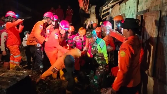 Longsor Maut Deli Serdang: 5 Tewas, Rumah Tertimbun di Sembahe Sibolangit. (Posnews/Ist)