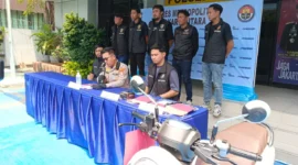 Aksi Nekat Subuh Hari. Mantan Pegawai Gasak Isi Depot Air, Kabur ke Lampung.(Posnews/Ist)