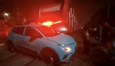 Kecelakaan Beruntun Bekasi Timur, Taksi Tertabrak, KRL Berhenti, Argo Bromo Hantam. (Posnews/Ist)