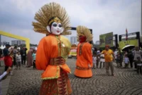 Suasana perayaan Lebaran Betawi dengan pertunjukan budaya di Lapangan Banteng Jakarta. (Posnews/Ist)