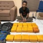 Tersangka dan barang bukti sabu 21 kg hasil pengungkapan Bareskrim Polri di Hotel Bengkalis. (Posnews/Ist)