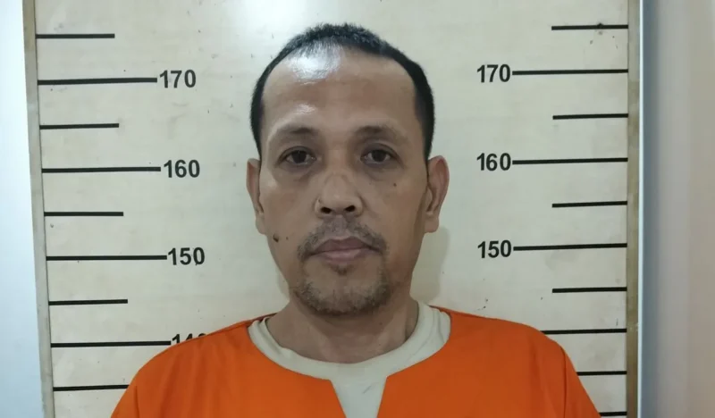 Polisi Bareskrim Polri menunjukkan tersangka kasus rekening penampung dana narkoba Rp211 miliar di Jakarta. (Posnews/Ist)